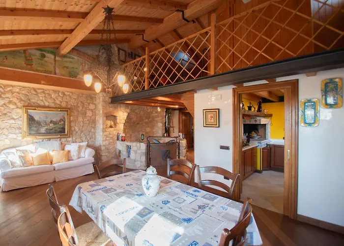 Corte Dei Santi Jacuzzi & Charme Collinare Illasi