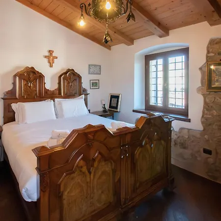 Corte Dei Santi Jacuzzi & Charme Collinare شقة *